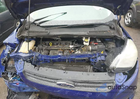 2014 Ford Escape S from USA, damaged, VIN 1FMCU0F77EUB76755